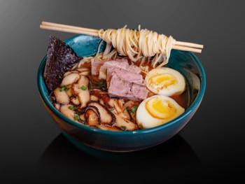 Мисо-рамен со свининой